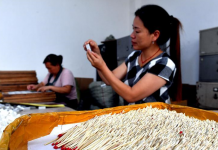 河南安阳老火柴擦出“新火花” 受追捧远销海外