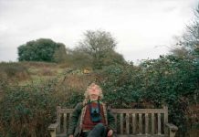 精神病患者都是艺术天才?得病三十年的他成了诗人