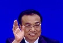 李克強:政府工作人員多費些心,就可以讓老人、讓家庭多一點舒心