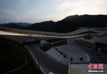 國際奧委會主席巴赫4次到延慶賽區觀賽 點贊賽區和志願者工作