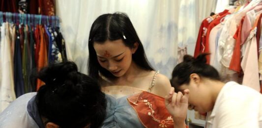 “Z世代”為城市“代言” 唐風漢韻助文旅IP“保鮮”