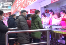 【两会有聊】不敢消费?得解决这三个问题