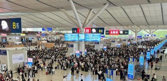 “五一”在即,二次感染要來?專家:新冠正走向流感化