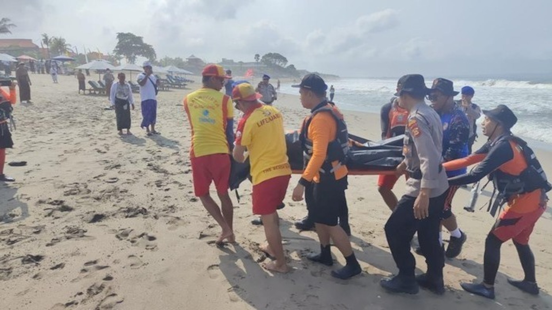 34岁中国男网红在峇里岛遇溺身亡。 （detik）