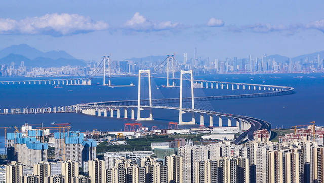 2024年，深中通道建成通车，中山将成为珠江口东西两岸的最重要交通枢纽城市。图为建设中的深中通道。