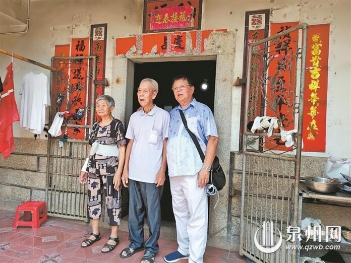 getcodeMGIzYTNiMWY0MzQyYjZkNGJjNGY3OWE3OWYwYzkyNTUsMTcyNTMzMTM3NDA1NQ