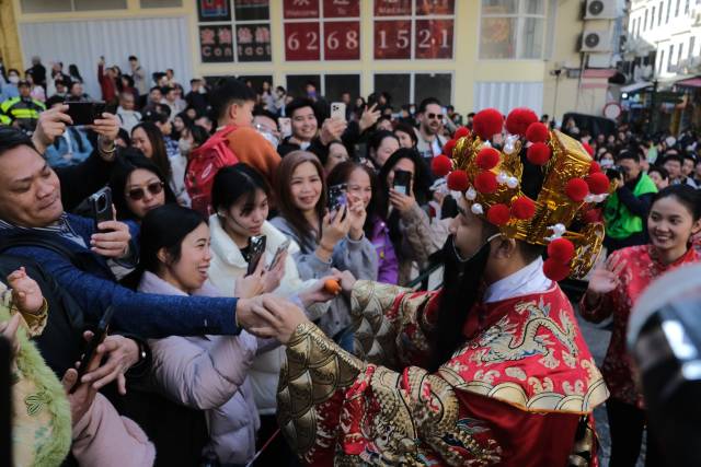 财神爷深受欢迎