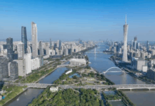 【大美广东·中印尼双语】(Bilingual Cina dan Indonesia)“羊城八景”搅热旅游市场