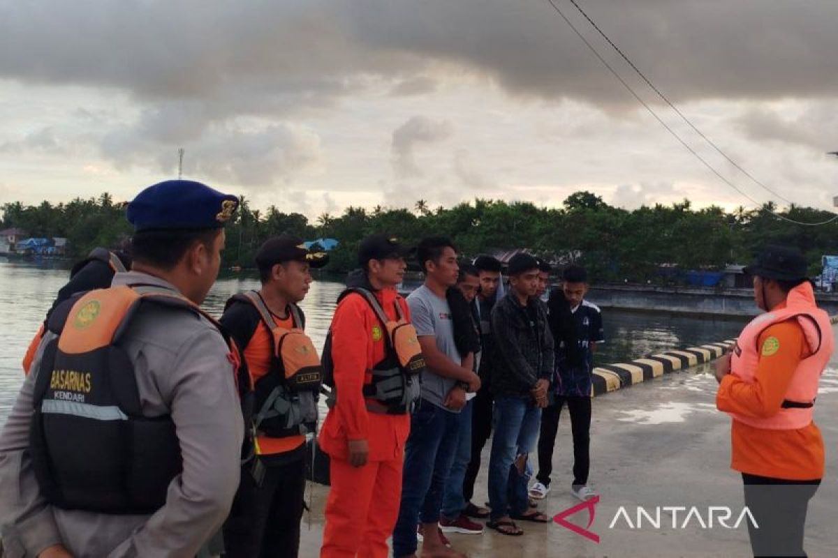 印度尼西亚 Wakatobi 发生船暴事件后,六人获救