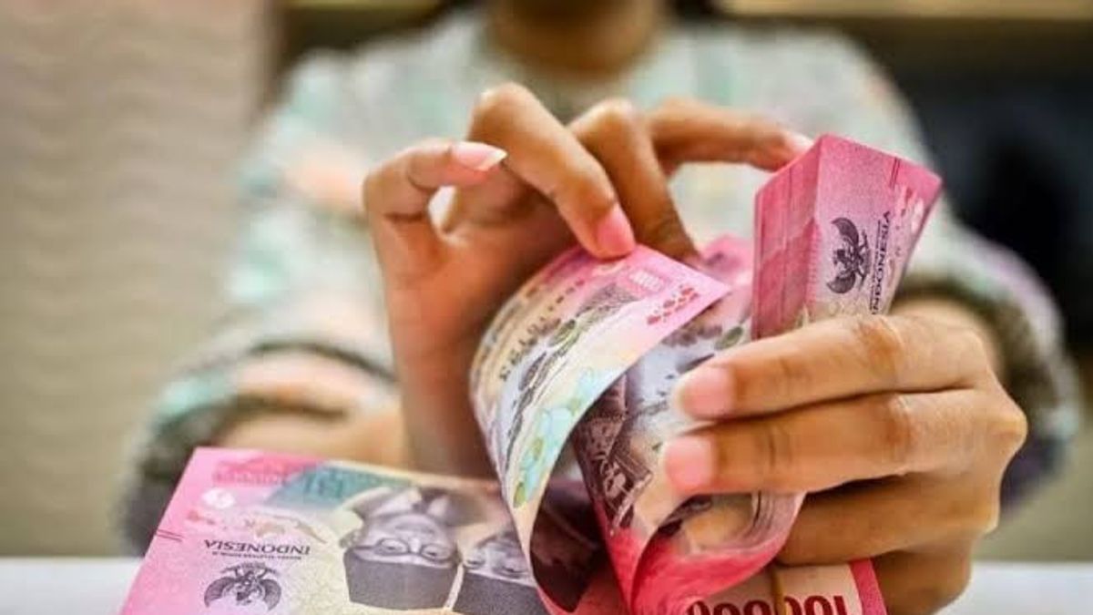 印尼盾预计将贬值限于每美元 16,300 印尼盾、Cermati 投资者关税和美国通货膨胀