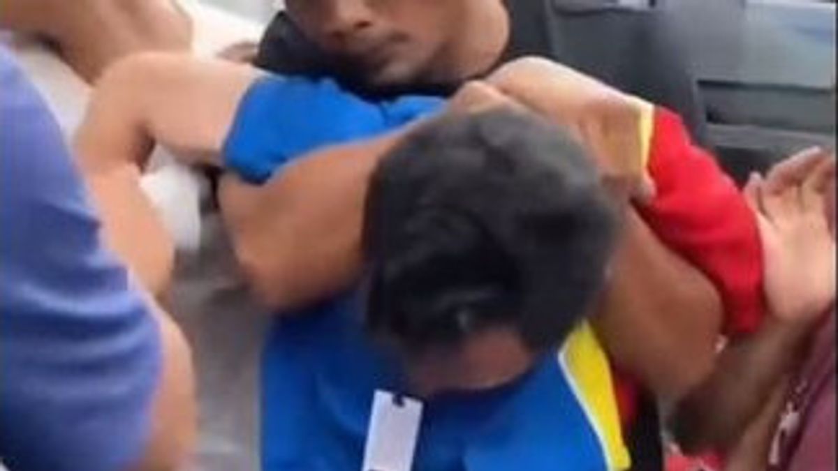 病毒式传播的 Tangerang 迷你超市员工因在厕所里鸡奸儿童而被居民逮捕