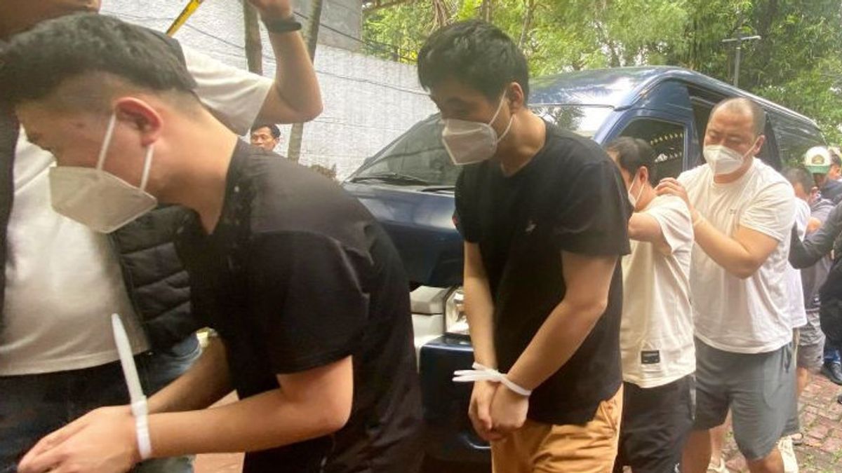武汉南雅加达假警察骗局因未缴纳社会缴费而曝光