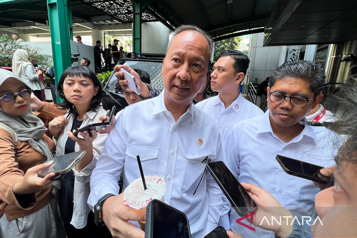 政府推动行业与移民协同作用，推动包容性增长