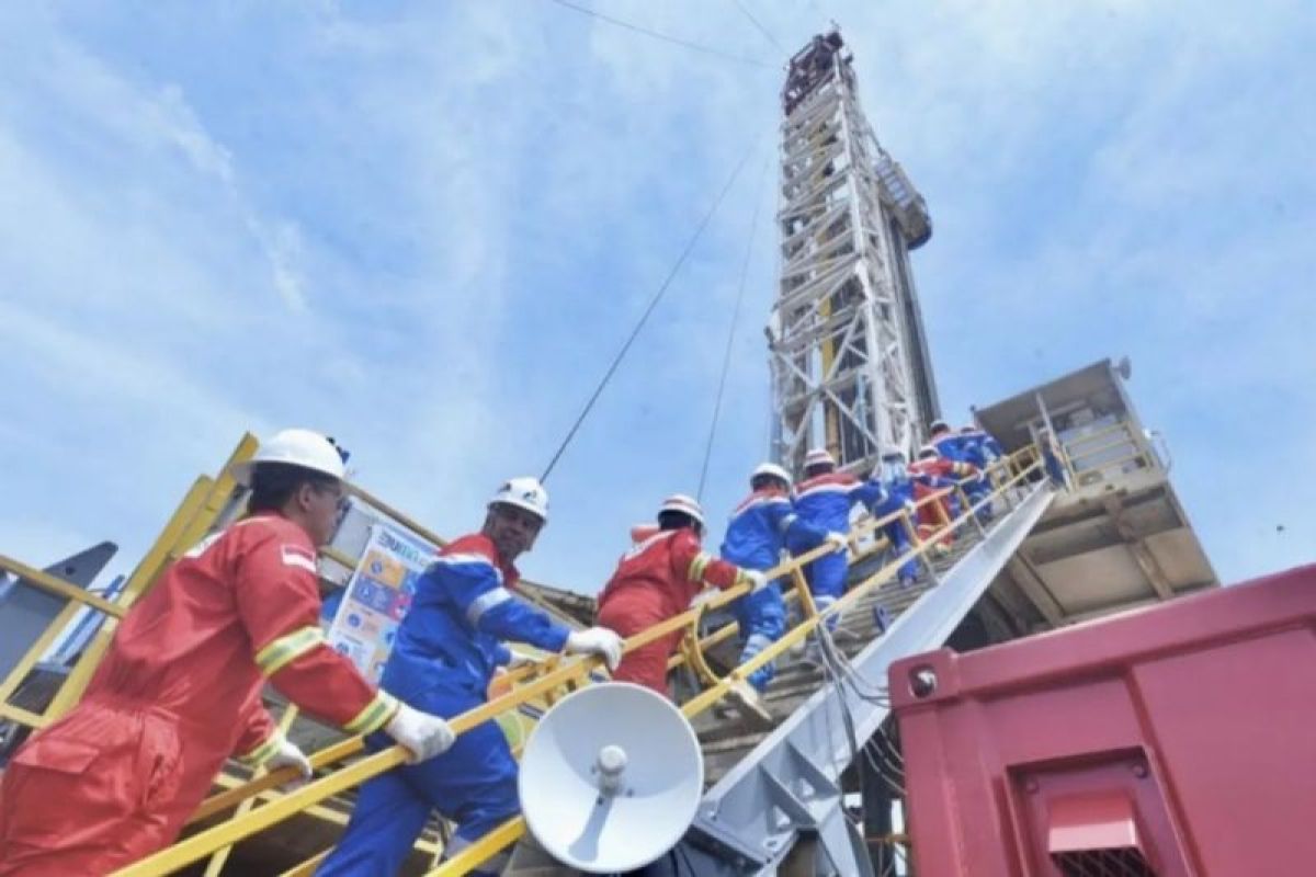 廖内州行长对 Pertamina 的 724M BOE 石油、天然气发现表示欢迎