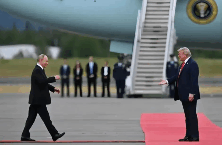 特朗普宣布取消与普京在布达佩斯的会晤：我们无法达成所需目标