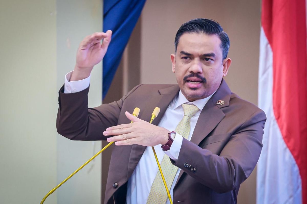 部长鼓励各大学校培养学生的创业精神