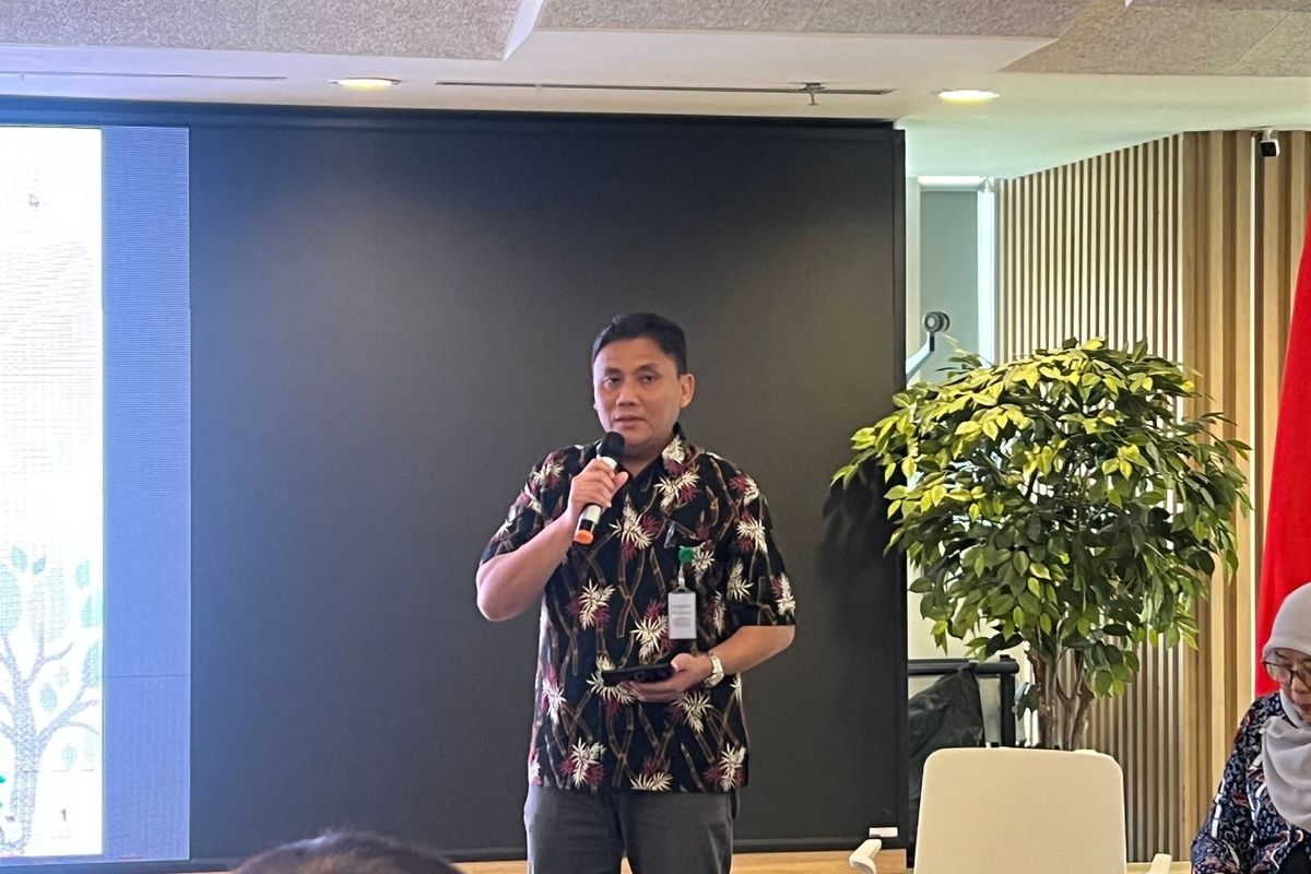 英国石油公司 Tapera 专员 Heru Pudyo Nugroho 周二（4 年 11 月 2025 日）在雅加达办公室举行的新闻发布会上。