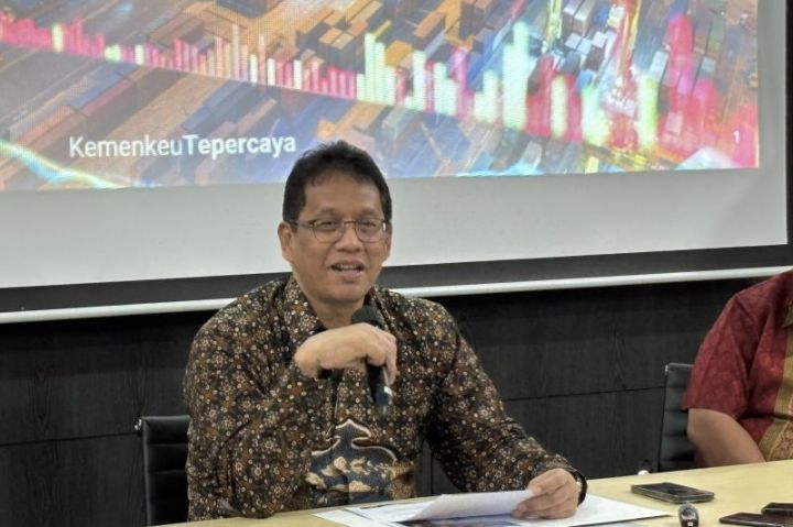 财长称将遵循总统指示处理雅万高铁债务