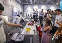 中国首个机器人署:让深圳孩子成为机器人时代“原住民”