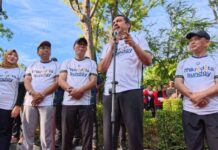 印尼部长推动西加里曼丹省重点大宗商品产业发展