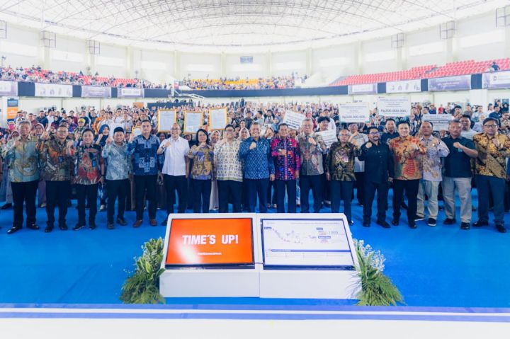 “一带一路”倡议在微商便利化和保护节上展示数百名受助的中小微企业企业家