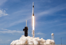 中国外交部:中国无意和任何国家搞太空竞赛