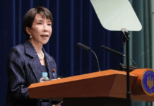 中国外交部:如果日方一错再错,由此产生的一切后果由日方承担