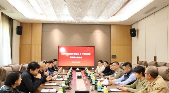 加拿大侨团赴福建宁德考察:搭建产业合作桥梁