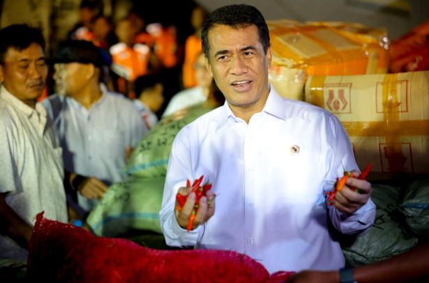 农业部长采购40吨亚齐辣椒,助力农产品销售