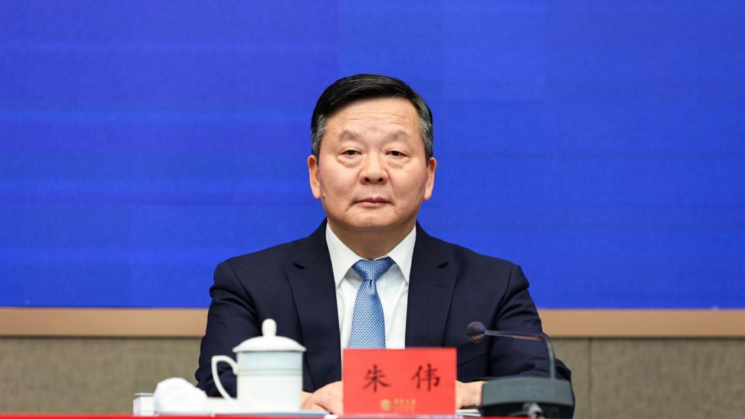 广东省发展改革委副主任、省大湾区办常务副主任朱伟。