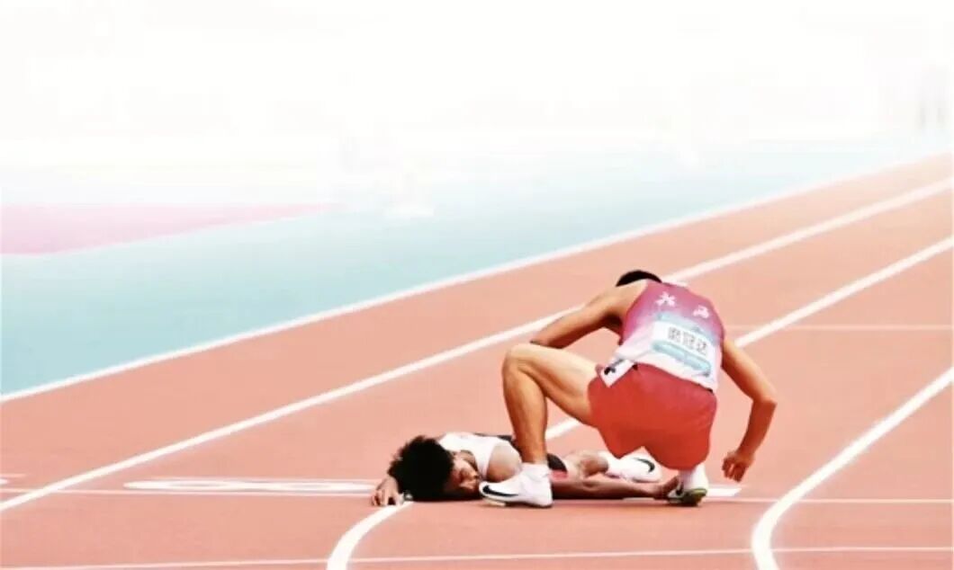 扶起来 对手.jpg