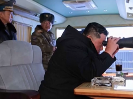 金正恩观摩朝鲜新型防空导弹试射 指导核动力潜艇建造并强硬回应美核威慑