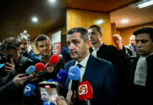 用性爱录像勒索副手 法国一市长被判入狱