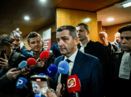 用性爱录像勒索副手 法国一市长被判入狱