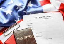 美国暂停 19 国移民申请 借枪击案升级限制引争议