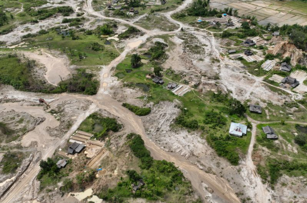 环境部查封西苏门答腊多处矿区