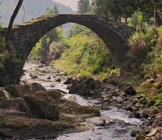 【大美广东·中印尼双语】(Bilingual Cina dan Indonesia)溪桥烟树,寻访韶关秘境|岭南行记