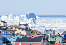 特朗普暗示武力夺格陵兰遭强硬回应 格陵兰多党重申主权自决