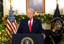 坚信实力占据绝对优势 特朗普:美军不可战胜