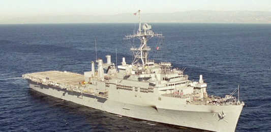 美媒披露美国海军演习中击沉自家军舰 称此举警告中俄