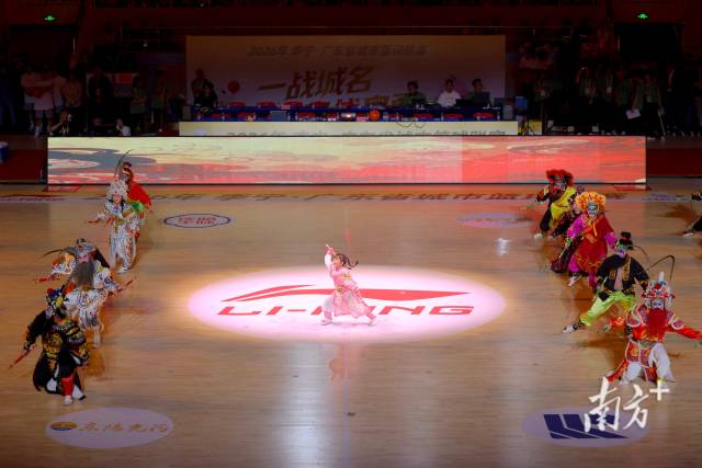 南方+ 姚志豪 拍摄