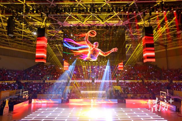 南方+ 姚志豪 拍摄