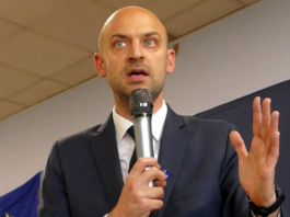 法国外长:中美竞争是当今地缘政治的主要挑战