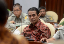 政府计划进口1000吨大米,农业部长:专供游客