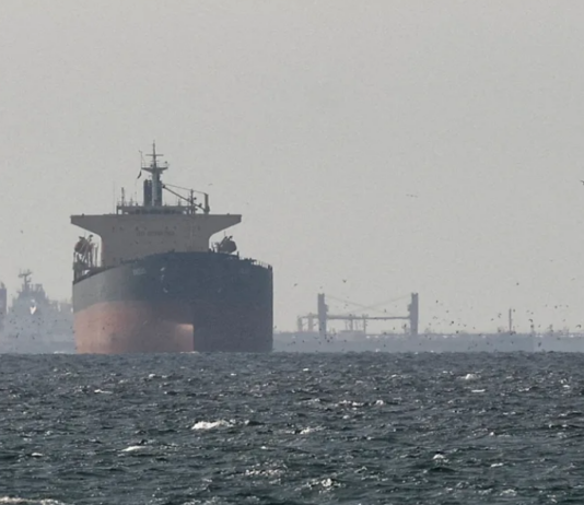 特朗普向伊朗发出最后通牒 要求48小时内开放霍尔木兹海峡