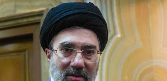 传在普京秘密安排下 伊朗新领导人飞赴莫斯科治疗