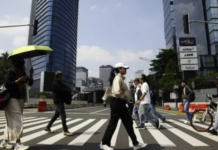 印尼将推行每周一天居家办公政策 应对高油价压力