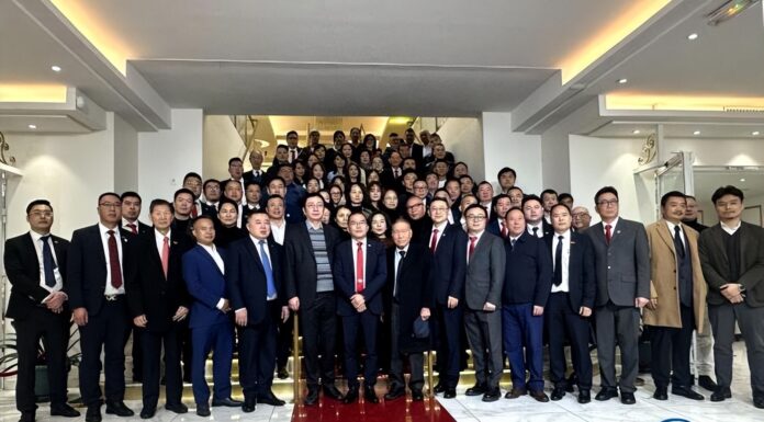 法国中国和平统一促进会举办马年新春团拜会