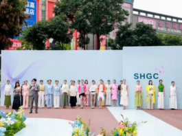 【大美广东·中印尼双语】(Bilingual Cina dan Indonesia)广工师生再掀时尚热潮!第二届沙河原创春夏女装搭配大赛举办