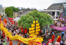 【大美广东·中印尼双语】(Bilingual Cina dan Indonesia)八大全新游乐项目上新,岭南印象园“五一”民俗文化节即将启幕